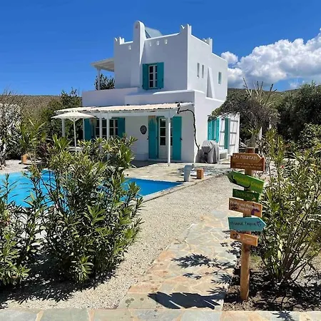 Holiday home Smiling Lemon Avec Piscine Privee